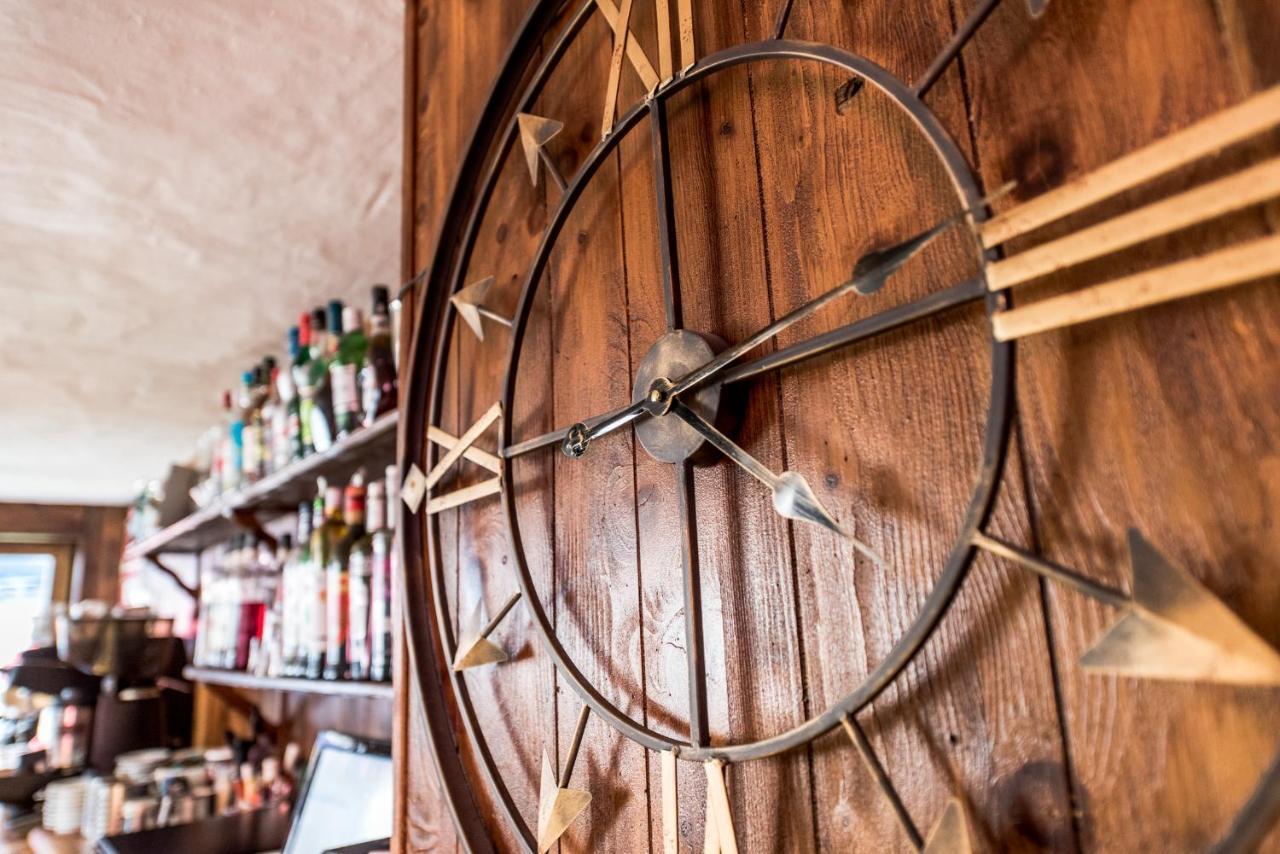 L auberge du basilico Aime Bagian luar foto